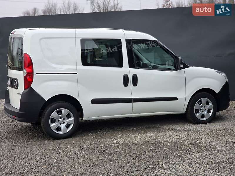 Вантажний фургон Opel Combo 2018 в Тернополі фото 9 Вантажний фургон Opel Combo 2018 в Тернополі