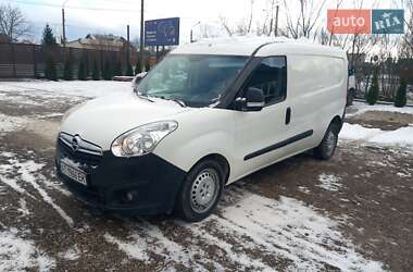 Вантажний фургон Opel Combo 2015 в Івано-Франківську