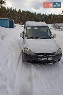 Минивэн Opel Combo 2002 в Чигирине