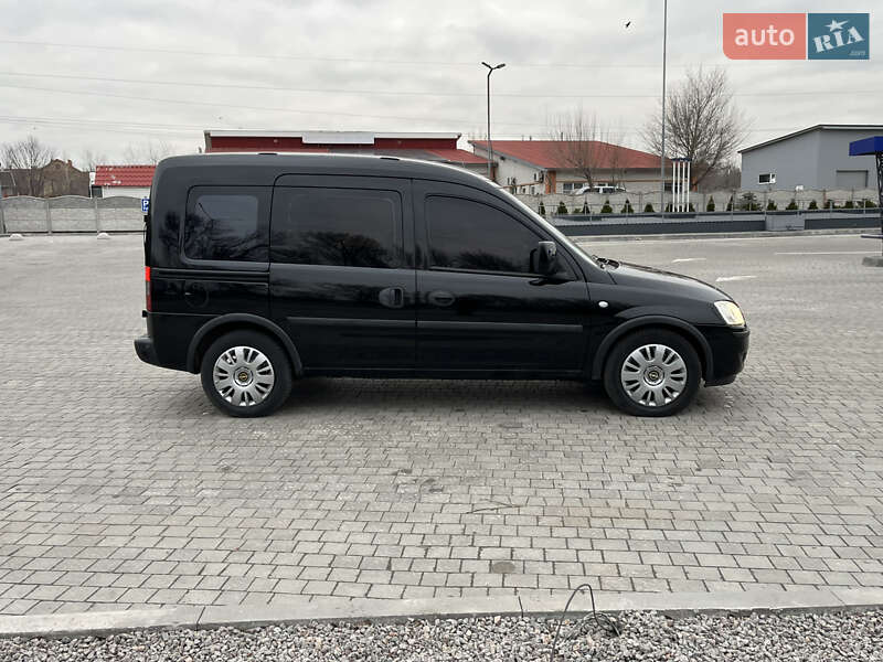 Мінівен Opel Combo 2006 в Запоріжжі фото 4 Мінівен Opel Combo 2006 в Запоріжжі
