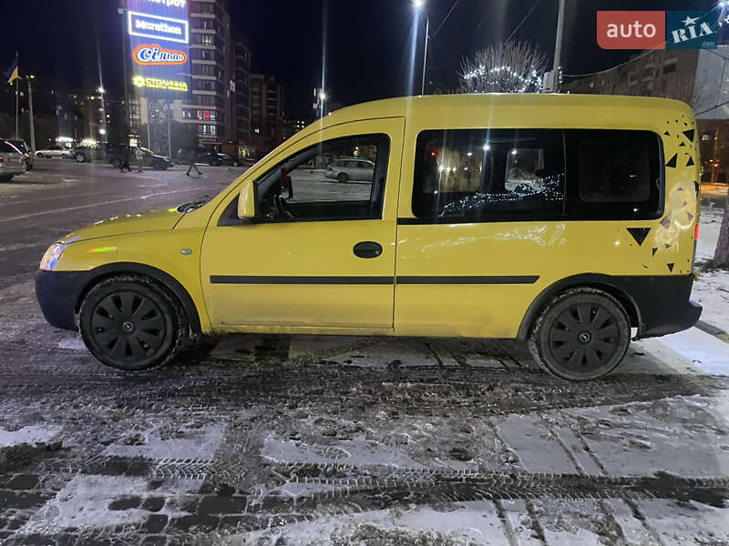 Інші вантажівки Opel Combo 2011 в Івано-Франківську фото 3 Інші вантажівки Opel Combo 2011 в Івано-Франківську