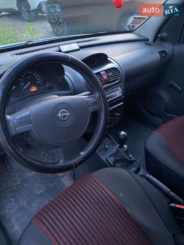 Минивэн Opel Combo 2009 в Звягеле