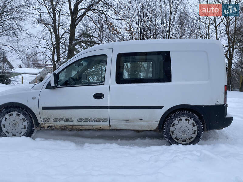 Минивэн Opel Combo 2006 в Рожнятове