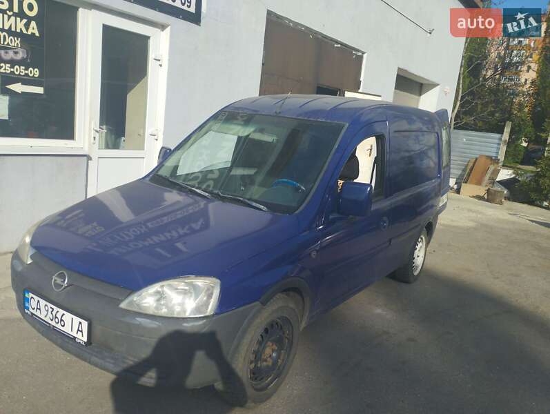 Вантажопасажирський фургон Opel Combo 2006 в Кропивницькому