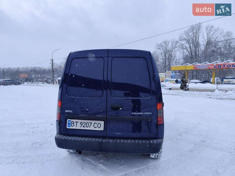 Грузовой фургон Opel Combo 2009 в Тернополе