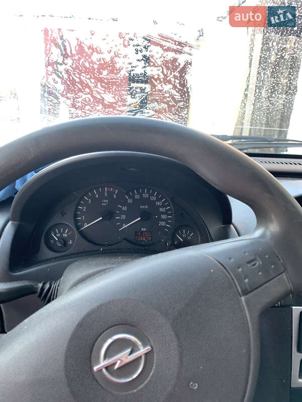 Мінівен Opel Combo 2003 в Рівному