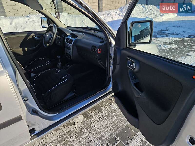 Минивэн Opel Combo 2009 в Ровно фото 10 Минивэн Opel Combo 2009 в Ровно