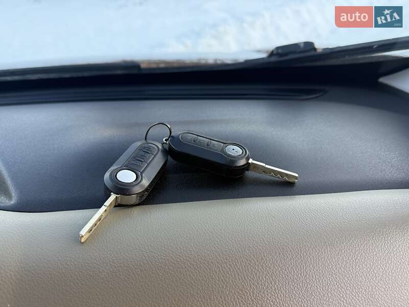 Мінівен Opel Combo 2012 в Трускавці