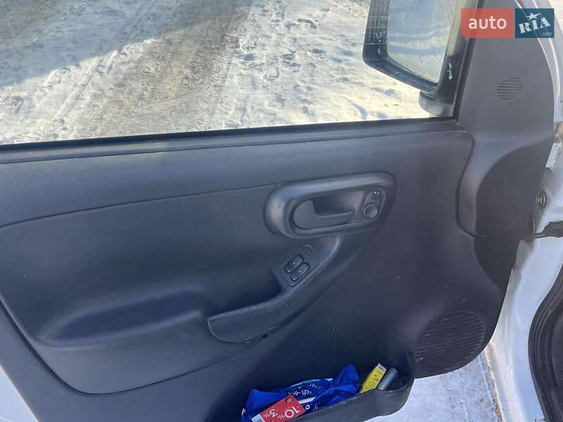 Вантажний фургон Opel Combo 2011 в Києві фото 18 Вантажний фургон Opel Combo 2011 в Києві