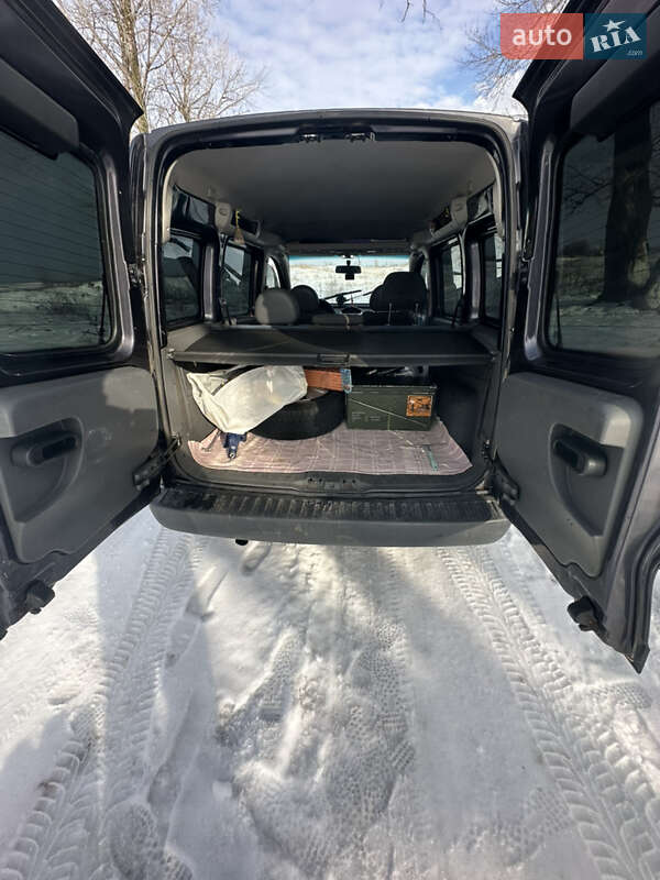 Мінівен Opel Combo 2005 в Павлограді