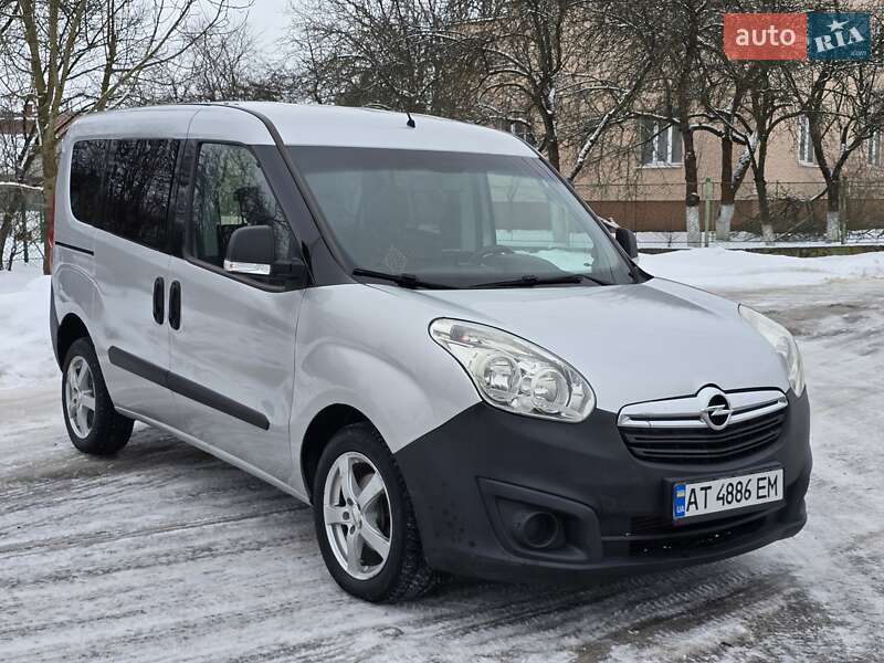 Минивэн Opel Combo 2012 в Калуше