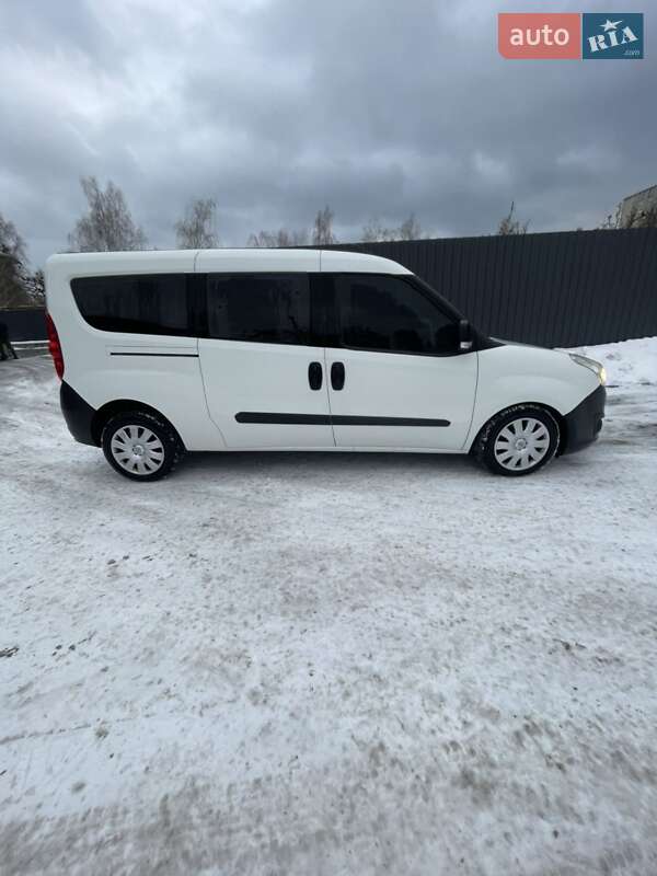 Мінівен Opel Combo 2013 в Житомирі