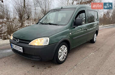 Минивэн Opel Combo 2004 в Дрогобыче