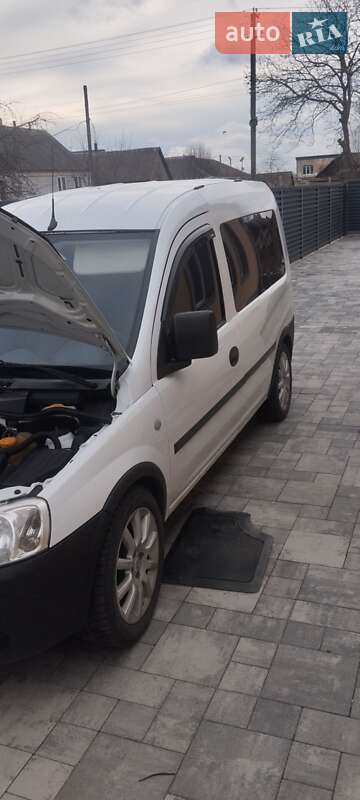Минивэн Opel Combo 2011 в Житомире