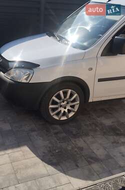 Минивэн Opel Combo 2011 в Житомире