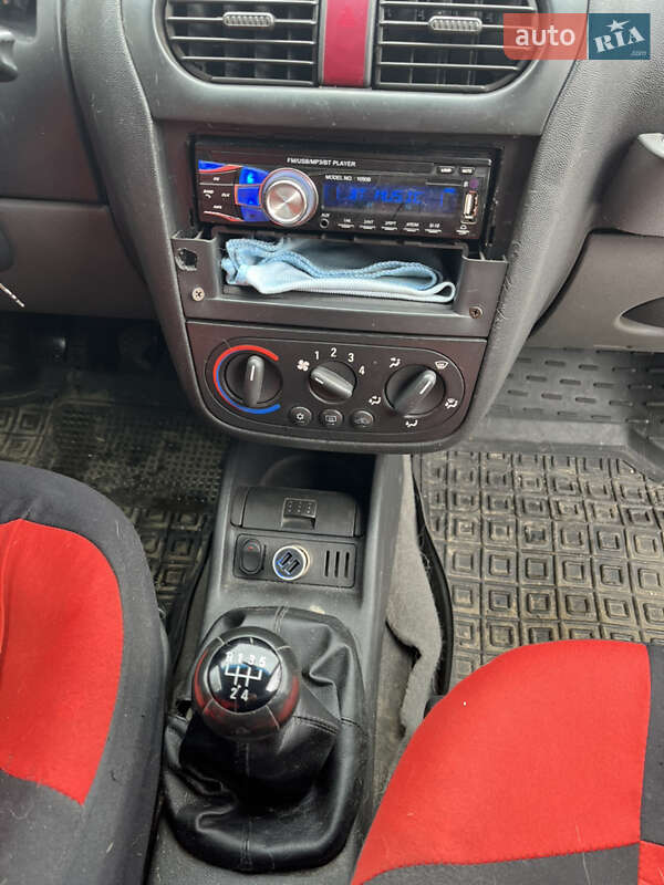 Минивэн Opel Combo 2003 в Черновцах