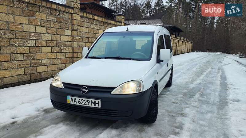 Мінівен Opel Combo 2011 в Києві фото 2 Мінівен Opel Combo 2011 в Києві