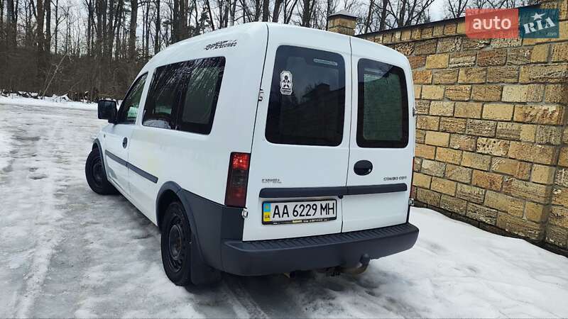 Мінівен Opel Combo 2011 в Києві фото 4 Мінівен Opel Combo 2011 в Києві