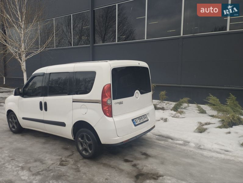 Мінівен Opel Combo 2012 в Білій Церкві