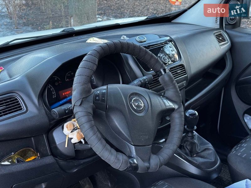Мінівен Opel Combo 2015 в Києві