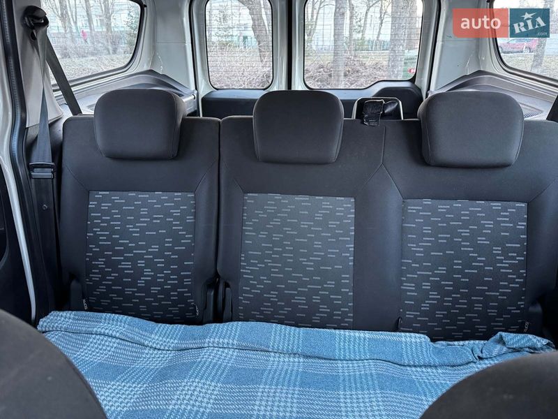 Мінівен Opel Combo 2015 в Києві