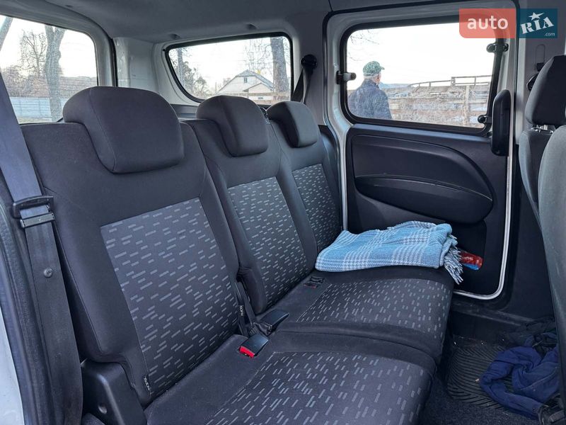 Мінівен Opel Combo 2015 в Києві