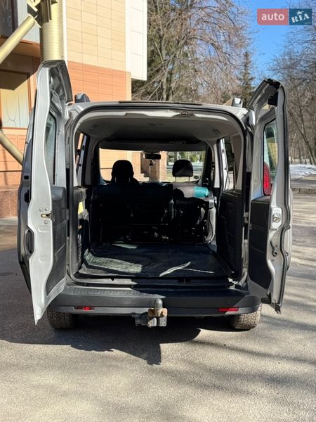 Мінівен Opel Combo 2013 в Києві