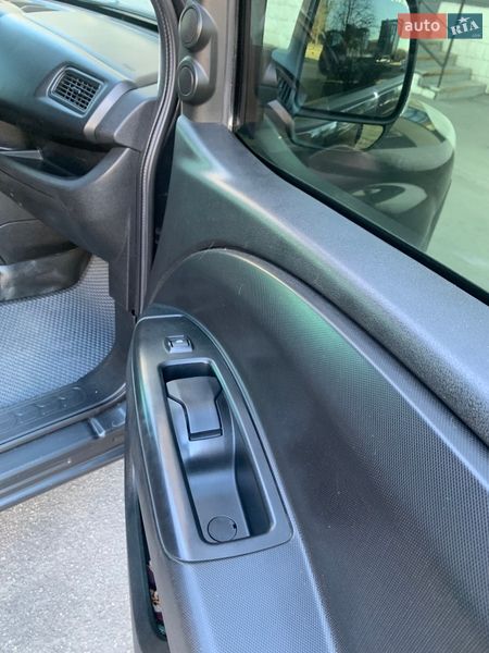 Грузовой фургон Opel Combo 2013 в Киеве