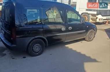 Минивэн Opel Combo 2006 в Вишневом