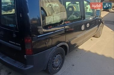 Минивэн Opel Combo 2006 в Вишневом