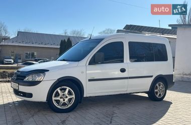 opel combo 2002 в Каменец-Подольский от профессионального продавца Олександр