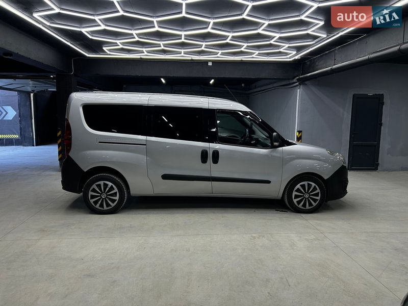 Мінівен Opel Combo 2014 в Чернівцях