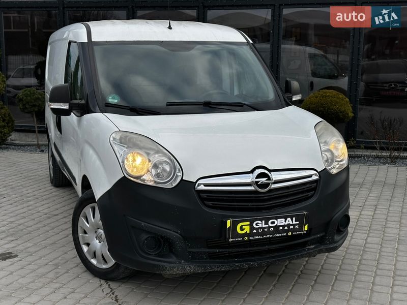 Грузовой фургон Opel Combo 2015 в Львове