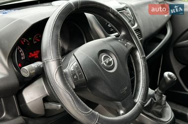Грузовой фургон Opel Combo 2015 в Львове