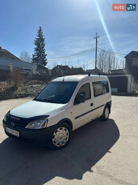 Мінівен Opel Combo 2006 в Чорній Тисі