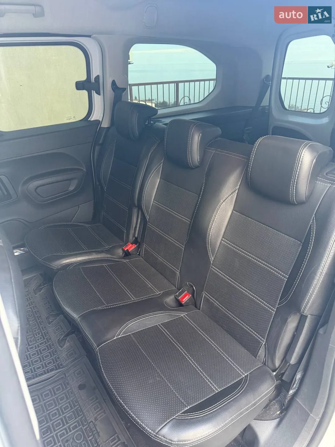 2022 Opel Combo - мініатюра 16