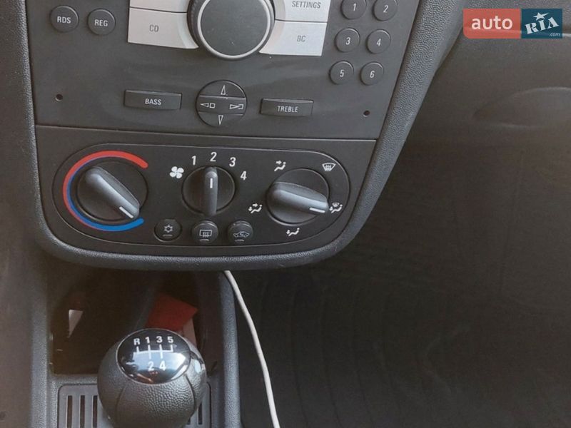 Минивэн Opel Combo 2011 в Нововолынске