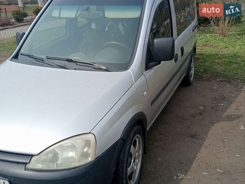 Мінівен Opel Combo 2004 в Івано-Франківську фото 12 Мінівен Opel Combo 2004 в Івано-Франківську