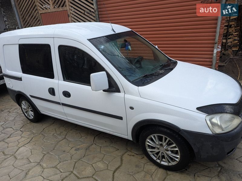 Мінівен Opel Combo 2007 в Хусті