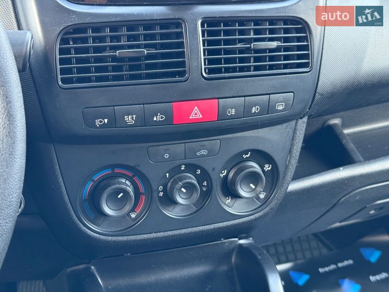 Минивэн Opel Combo 2018 в Ровно