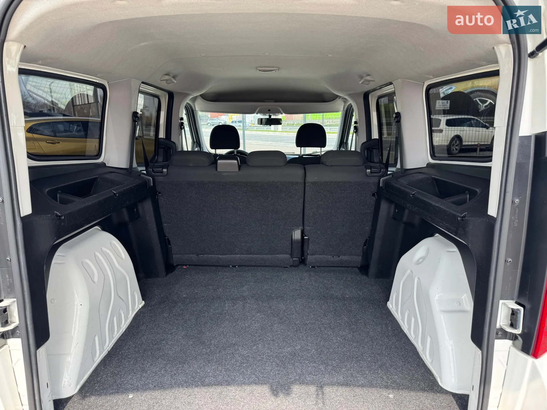 2018 Opel Combo - мініатюра 25