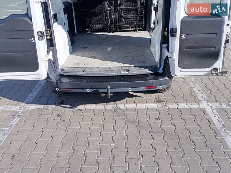 Вантажний фургон Opel Combo 2018 в Києві