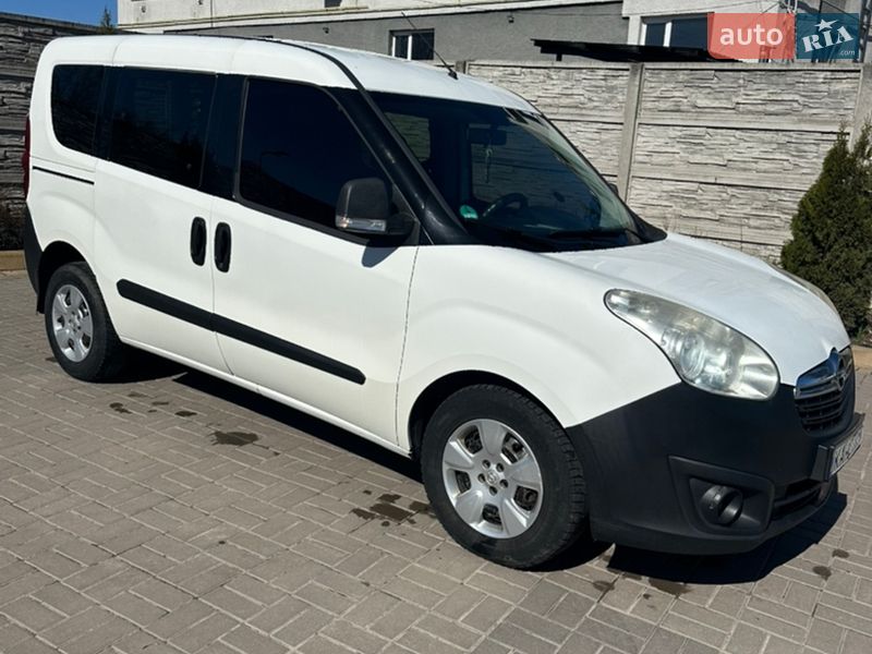 Минивэн Opel Combo 2013 в Бердичеве