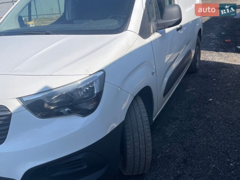 Вантажний фургон Opel Combo 2018 в Києві