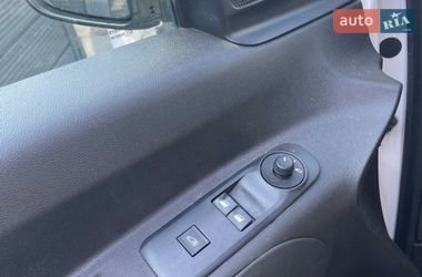 Вантажний фургон Opel Combo 2018 в Києві