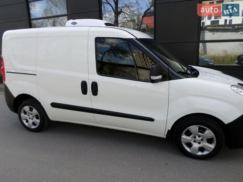 Рефрижератор Opel Combo 2015 в Львове