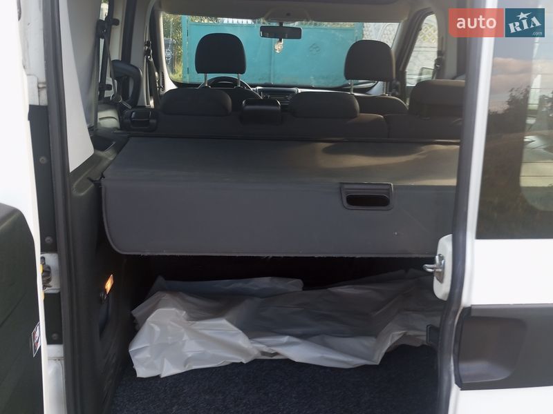 Минивэн Opel Combo 2015 в Житомире фото 2 Минивэн Opel Combo 2015 в Житомире