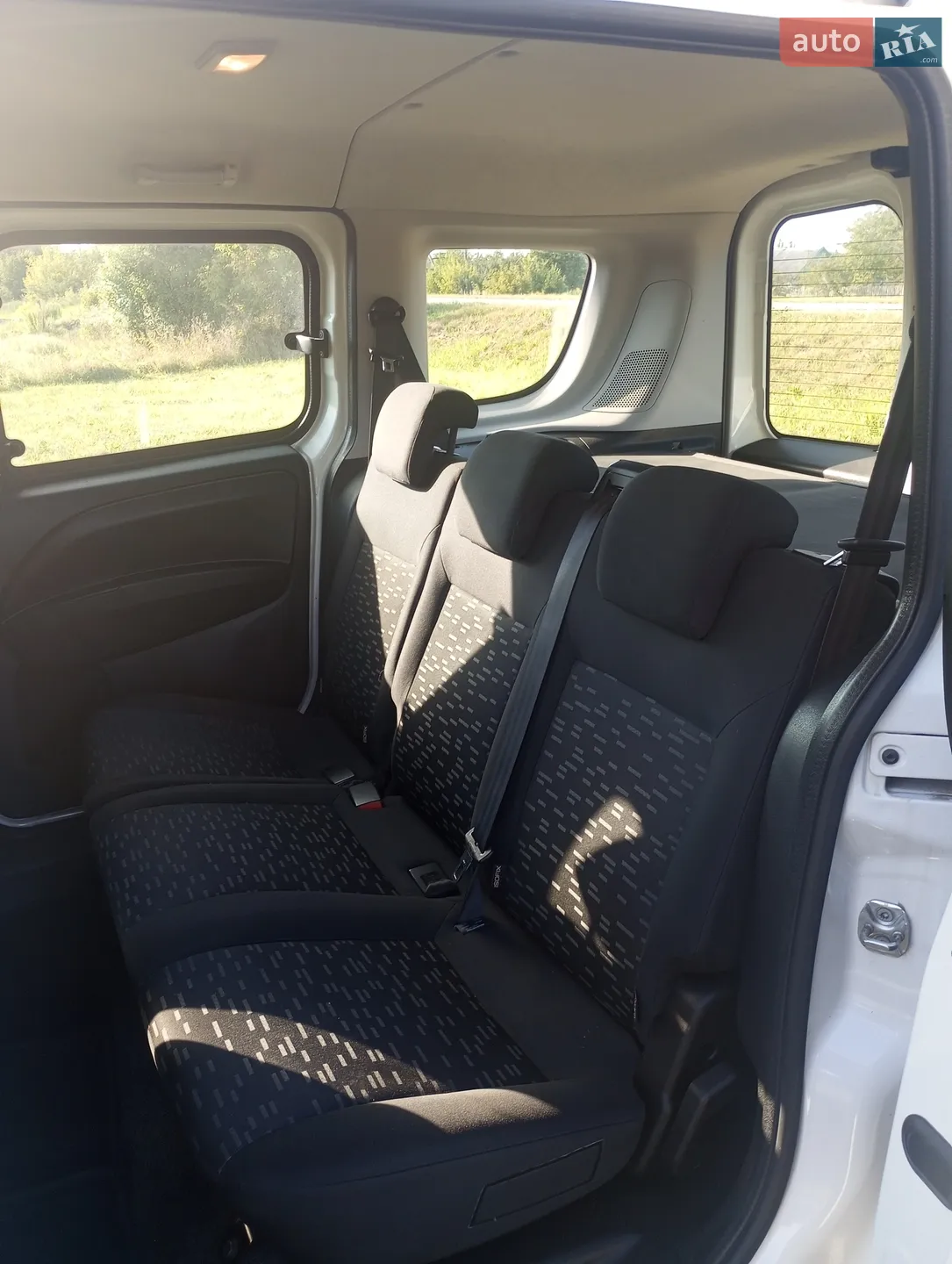 2015 Opel Combo - мініатюра 4