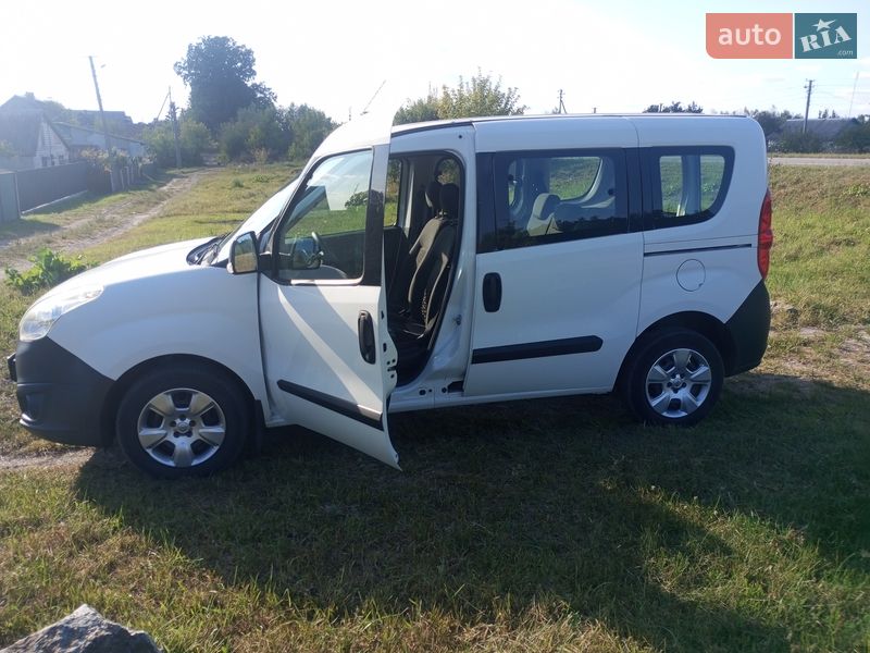 Минивэн Opel Combo 2015 в Житомире фото 7 Минивэн Opel Combo 2015 в Житомире