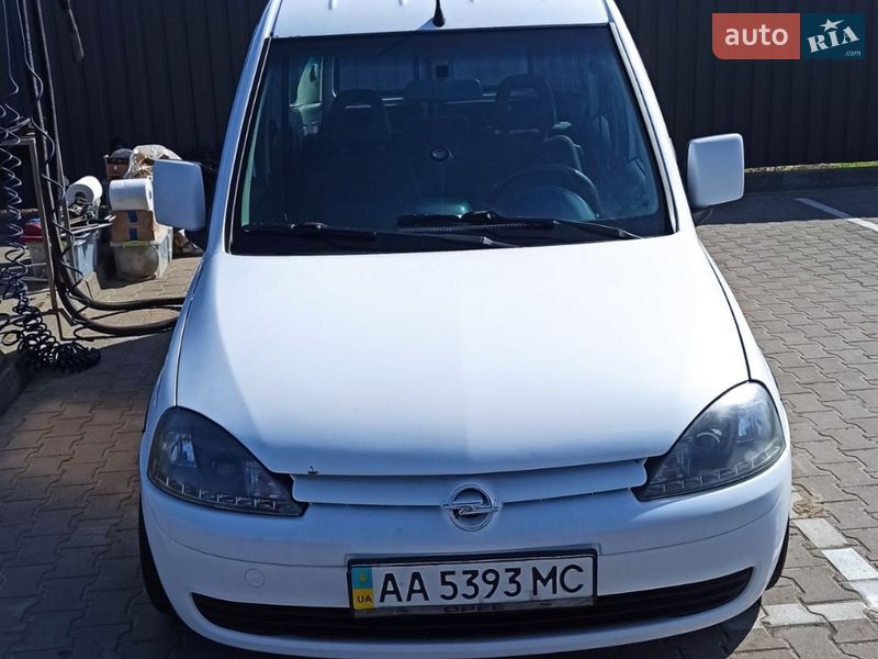 Минивэн Opel Combo 2007 в Киеве